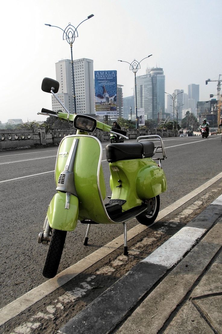 Vespa Jadi Jembatan Persatuan Jelang Pilkada 2024 di Mojokerto!