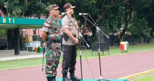 Patroli Gabungan TNI-Polri Jaga Keamanan Pamekasan Jelang Pelantikan Presiden