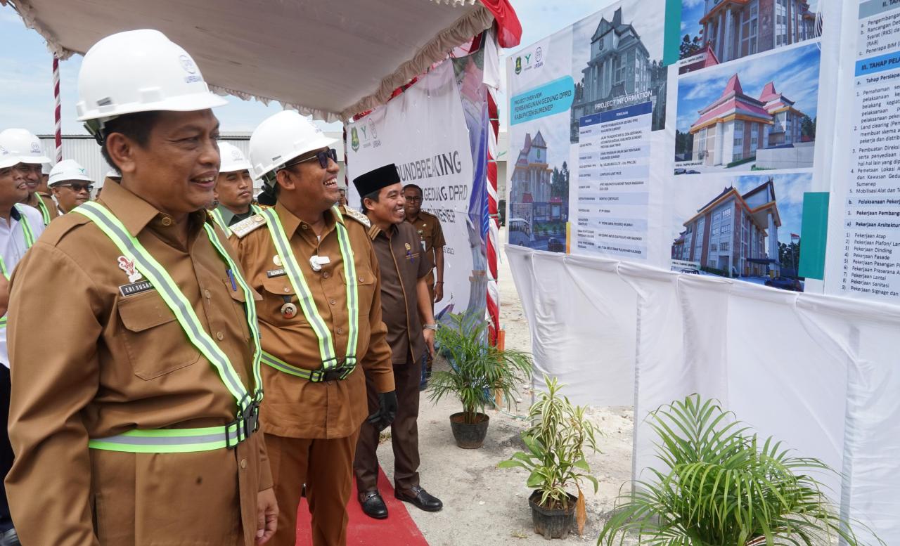 Gedung Baru Megah, DPRD Sumenep Tetap Bahas RAPBD di Surabaya, Tuai Kritik