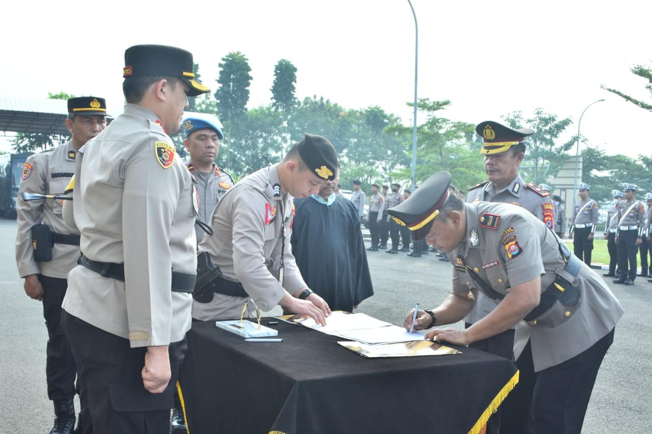 Rotasi Enam Pejabat Utama Polres Pamekasan