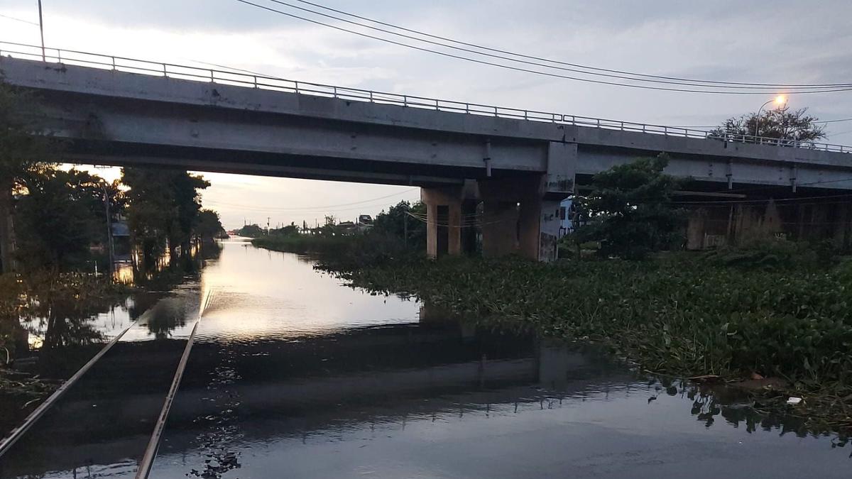 KAI Minta Maaf Atas Keterlambatan Kereta Akibat Banjir di Grobogan