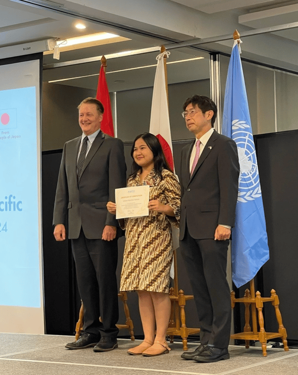 Arfiana Maulina, aktivis muda dan pendiri WateryNation, terpilih mengikuti program pelatihan bergengsi  "Leaders for a Free and Open Indo-Pacific: Sea and Human Security Training Programme" yang diselenggarakan oleh UNITAR Hiroshima.  MaduraPost melaporkan, pelatihan ini akan berlangsung di Jakarta pada 9-20 September 2024 di Novotel Jakarta Cikini.  Program ini menghadirkan para pemimpin muda dari kawasan Indo-Pasifik untuk membahas isu-isu krusial seperti keamanan manusia, maritim, dan keberlanjutan lingkungan.