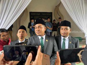 Gara-Gara Haji,  Posisi Ketua DPRD Pamekasan Berganti!