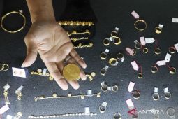 Investor Wajib Tahu! Harga Emas di Pegadaian Melonjak Drastis, Tembus Rp3,2 Juta per Gram!