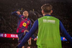 Raphinha Lantang: Barcelona Siap Ukir Sejarah, Keajaiban Camp Nou Menanti!