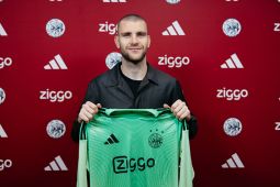 RESMI! Maarten Paes ke Ajax, Bikin Geger Eropa!