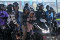 BMKG: Hujan Lebat dan Angin Kencang Landa Sejumlah Kota, Surabaya Berpotensi Ringan!