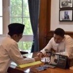 TERUNGKAP! Seskab-Mensos Godok Masa Depan Bansos dan Sekolah Rakyat