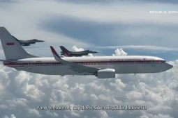 Momen Langka! Prabowo Beri Hormat Khusus untuk Penjaga Langit Indonesia