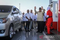 Prabowo Tantang Dunia Lewat 100 GW PLTS