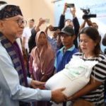 Bantuan Beras Lanjut Sampai Desember Warga Sumringah