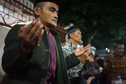 Pencarian KM Virgo Doa Haru Keluarga Menggema