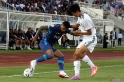 Derby Jatim Panas Kanjuruhan Geger VAR Gol Dianulir Arema Gagal Menang