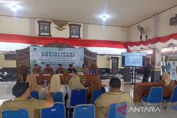 Pamekasan Gelontorkan Miliaran Rupiah Buruh Tersenyum