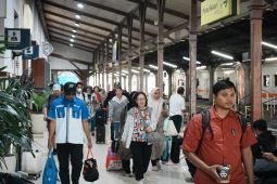 Jember Makin Hidup Kereta Api Jadi Jantungnya