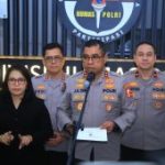 Kapolri Lakukan Hal Tak Terduga 54 Pejabat