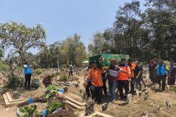 Duka Mendalam di Jember Korban KMP Virgo