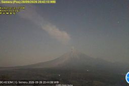 Semeru Mengamuk Erupsi Berkali Kali