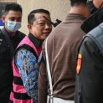 Emas 74 Kilogram Gegerkan Publik Eks Jampidsus Bicara