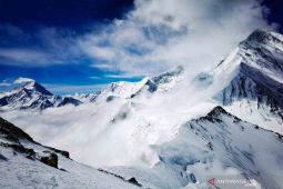 Everest Makin Eksklusif Syarat Pendaki Diperketat