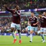 Jackson Guncang Man City di Villa Park