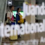 Penumpang Pesawat Domestik Alami Penurunan