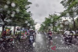 Waspada Cuaca Ekstrem dan Potensi Banjir Rob