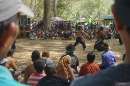 Ritual Tiban Penjemput Hujan di Trenggalek