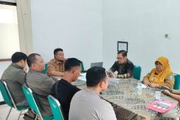 Gaji Tambang Marmer Macet Lima Bulan