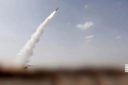 Serangan Udara Koalisi Hantam Rudal Houthi