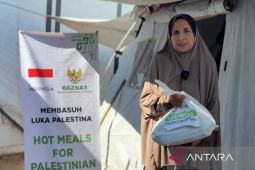 Bantuan Makanan Hangat untuk Pengungsi Gaza