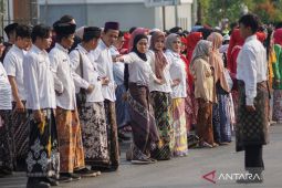 ASN Kemenag Bakal Rutin Pakai Sarung dan Peci